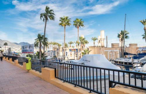 Elegant 2 bedroom gem with terrace and parking REMS - Foto 55