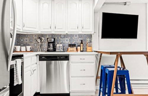 Contemporary Finishes - Studio Apt - Sloans Lake - Foto 7