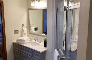 Dave & Susie's Place Across from Notting Hill Farm! - Foto 16