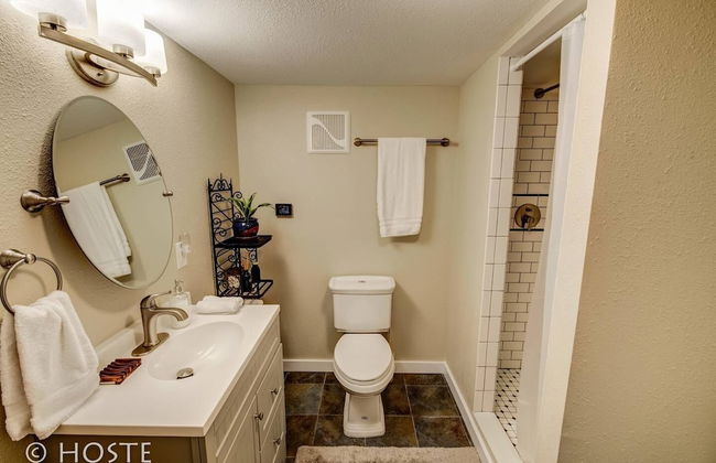 1910 Mountain View, Fire pit + Roof Deck, Downtown - Foto 33