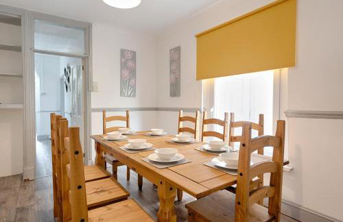 4 Bed - Parking - Near M4 - Ideal for Groups - Foto 24