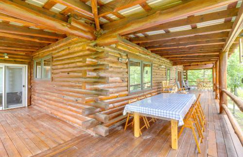 3,000 Sq Ft and Game Room Ozarks Serenity Cabin! - Foto 32