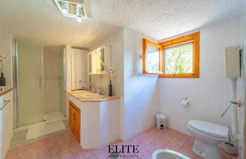 Magnifica villa immersa nella natura con spa privata a due passi dal mare - Foto 38