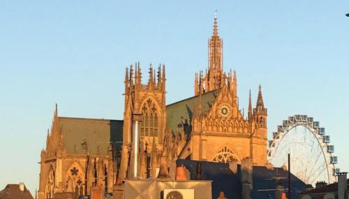 Le St-Arnould - Vue Cathédrale, central & calme - Foto 2