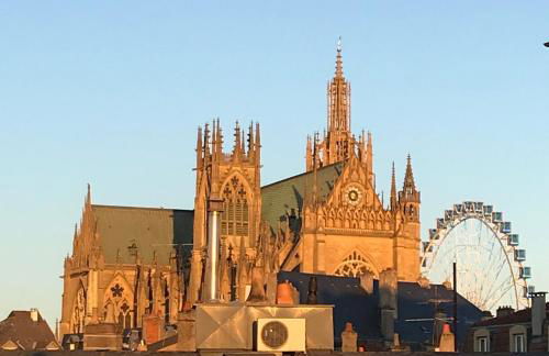 Le St-Arnould - Vue Cathédrale, central & calme - Photo 2