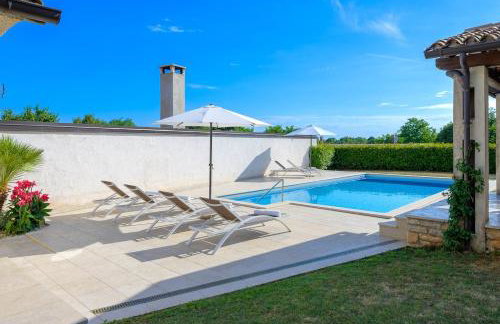 Villa The Mulberry Stonehouse by Istrialux - Photo 21