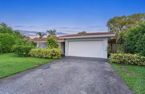 Charming Coral Ridge 2BR 2BA Near Beach plus Pool - Foto 69