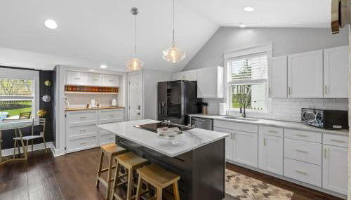 Space Cowboy - Firepit Huge yard close2downtown - Foto 2