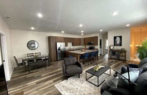 Newly Built 3 Bed 2 Bath House - Photo 1