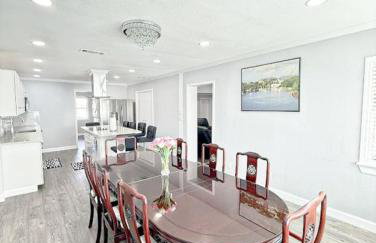 Spacious 5BR Beach Villa -1 Minute to Beach - Foto 28