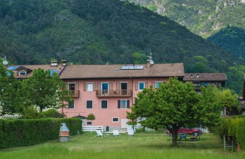Apartment in Mezzolago by Lake Ledro - Foto 1