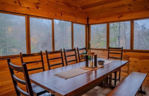 Mountain View Retreat with Large Swim Spa, Game Room - Foto 19