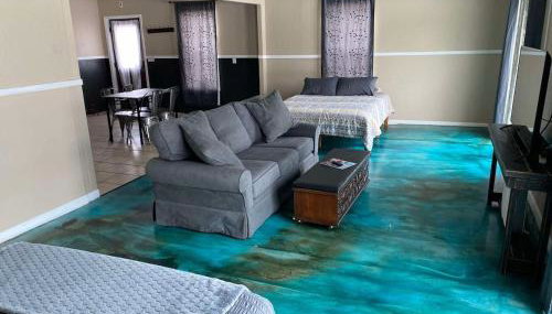 Riverfront Studio Cabin with Amazing View and Huge Yard - Foto 5