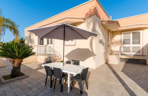 Intera villa ad uso esclusivo con 2 bagni 4 camere da letto,garage,giardino,area fitness,lavatrice,wifi - Foto 40