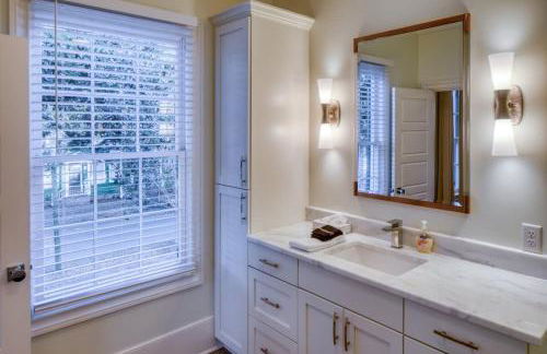 Updated Historic Villa 3 BR suites Walk Everywhere - Foto 35