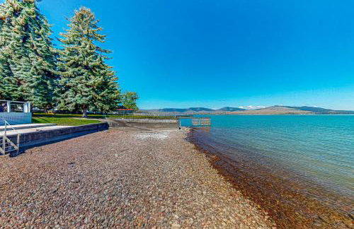 Soft Sunsets and Still Water at Flathead Condo - Foto 34