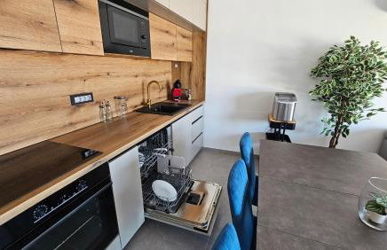 Blue Moon Apartment, now with Jacuzzi - Photo 21