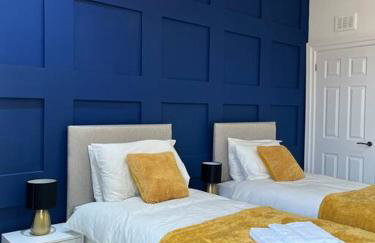 Cheerful 2 Bedroom Homely Apartment, Sleeps 4 Guest Comfy, 3x Double Bed, Parking, Free WiFi, Suitable For Business, Leisure Guest,Glasgow, Glasgow West End, Near City Centre, Perfect For Common Wealth Games 2026 - Foto 14