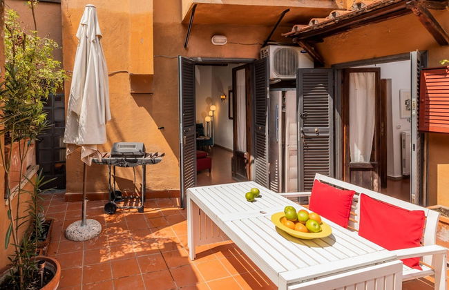 Chiara in Pantheon Apartment With Terrace - Photo 10
