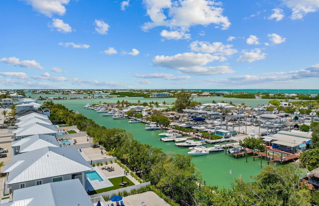 Paradise Point Pool Dock Lounges BBQ - Foto 66