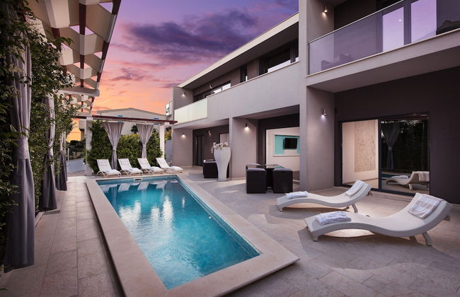 Villa Martinis - Photo 22