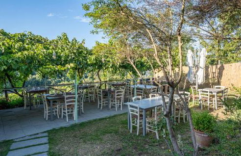 Pet Friendly Apartment In Montecastelli Pisano - Foto 15