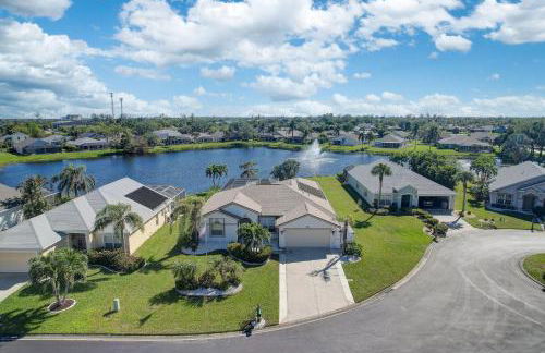 Sunny Fort Myers Home with Heated Pool! - Foto 44