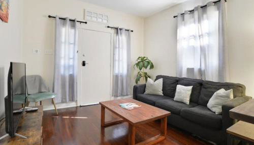 Fabulous Franklin 2BD steps from St Claude Ave - Foto 2