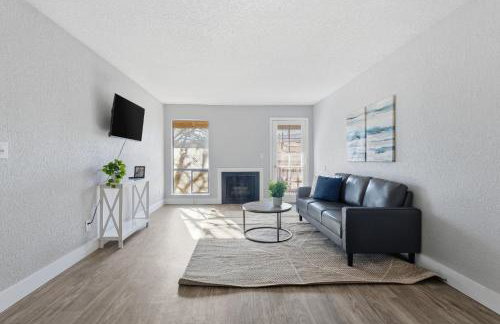 Comfortable stay near Kansas City attractions - Foto 3