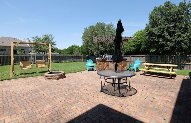 5Bdrm 3.5Bath 12Beds - HOME BIG AS TEXAS - Foto 44