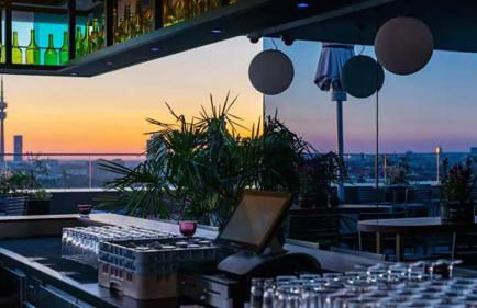 Great View to Allianz Arena & Free Garage Parking - Foto 18