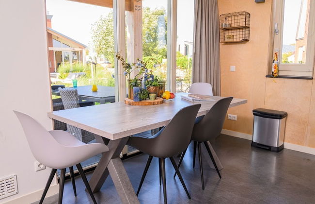 Bungalow With a Terrace Near the Sneekermeer - Foto 9