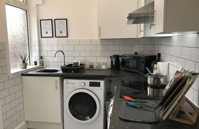 Bright Spacious 3-bed With Office & Patio, Preston - Foto 29