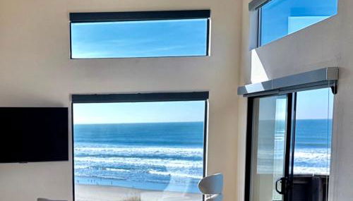 Oceanfront Top Floor Premium One Bedroom with Panoramic View of Monterey Bay, Very Private! - Foto 1
