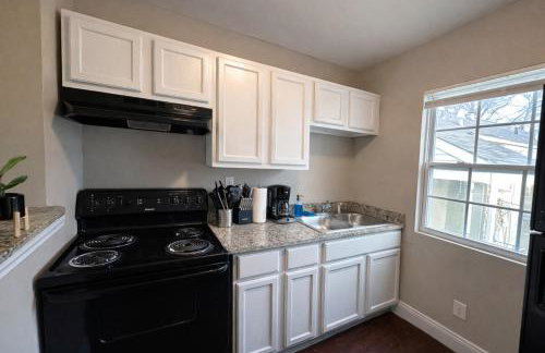 Central 1BR Birmingham Stay Near Downtown & UAB - Photo 4