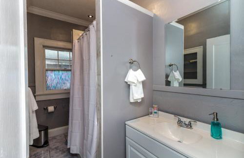 The Osceola Historic District Charm - 10 Minute Walk to FSC & Downtown Lakeland - Foto 6