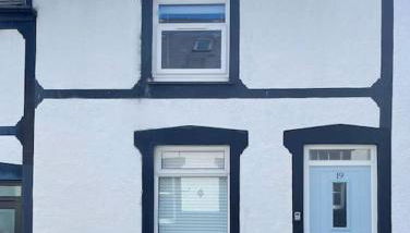 Mount Cottage - Photo 2