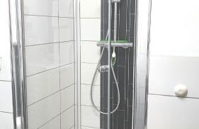 Moderne 3 Zi Ferienwohnung - Photo 10