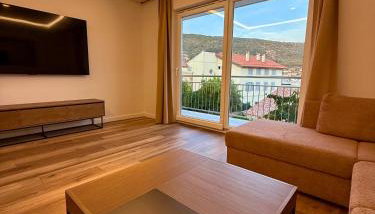 Villa Lungomare-Large Waterfront Apartment -Lungomare Promenade 6 - Foto 2
