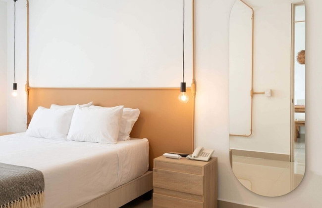 Hotel Santa Ana - Photo 1