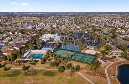 The Villages Courtyard Villa, Golf Cart, Private Yard, Prime Location - Foto 19