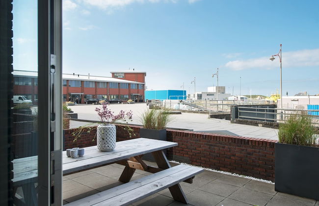 Appealing Apartment in Den Haag With Balcony, Terrace - Photo 71