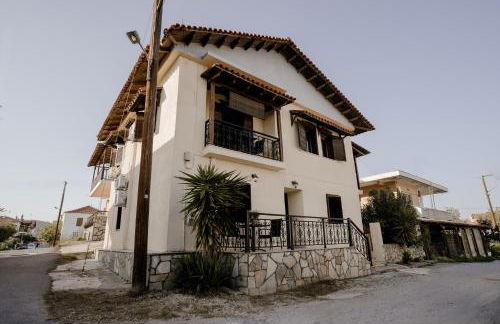 AIORA yard - Foto 46