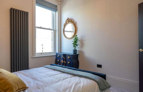 Stylish Beachfront Luxury Apartment, Sweeping Ocean Views and Log Burner - Foto 26