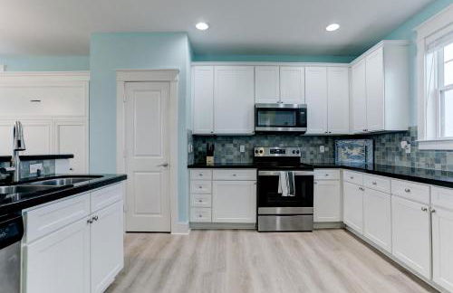 Cozy Beach Home with Resort Amenities, Oceanbay, lake views and 3 decks! - Foto 9