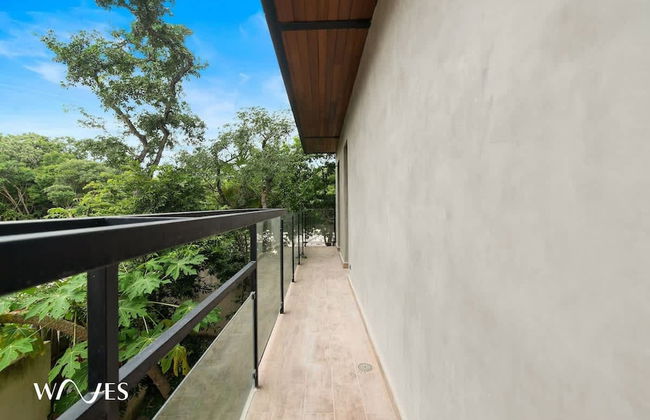 Ocean Breeze Loft Steps Away From Hotel Zone - Photo 8