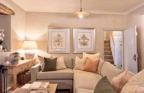 Danes Cottage - Luxury Peak District Retreat - Photo 8