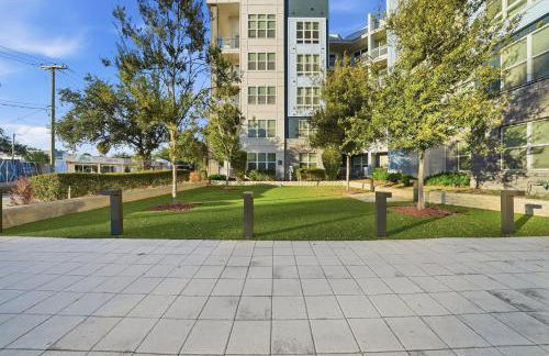 Stylish 2BR w Pool Pet-Friendly Unit #13 - Foto 58