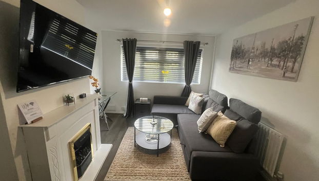 Serene Escape Cosy Apartment in Wolverhampton - Foto 2, Imagen principal