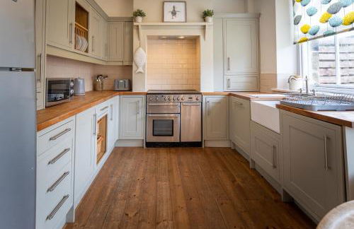 Pebble Cottage by Coast & Country Stays - Photo 12